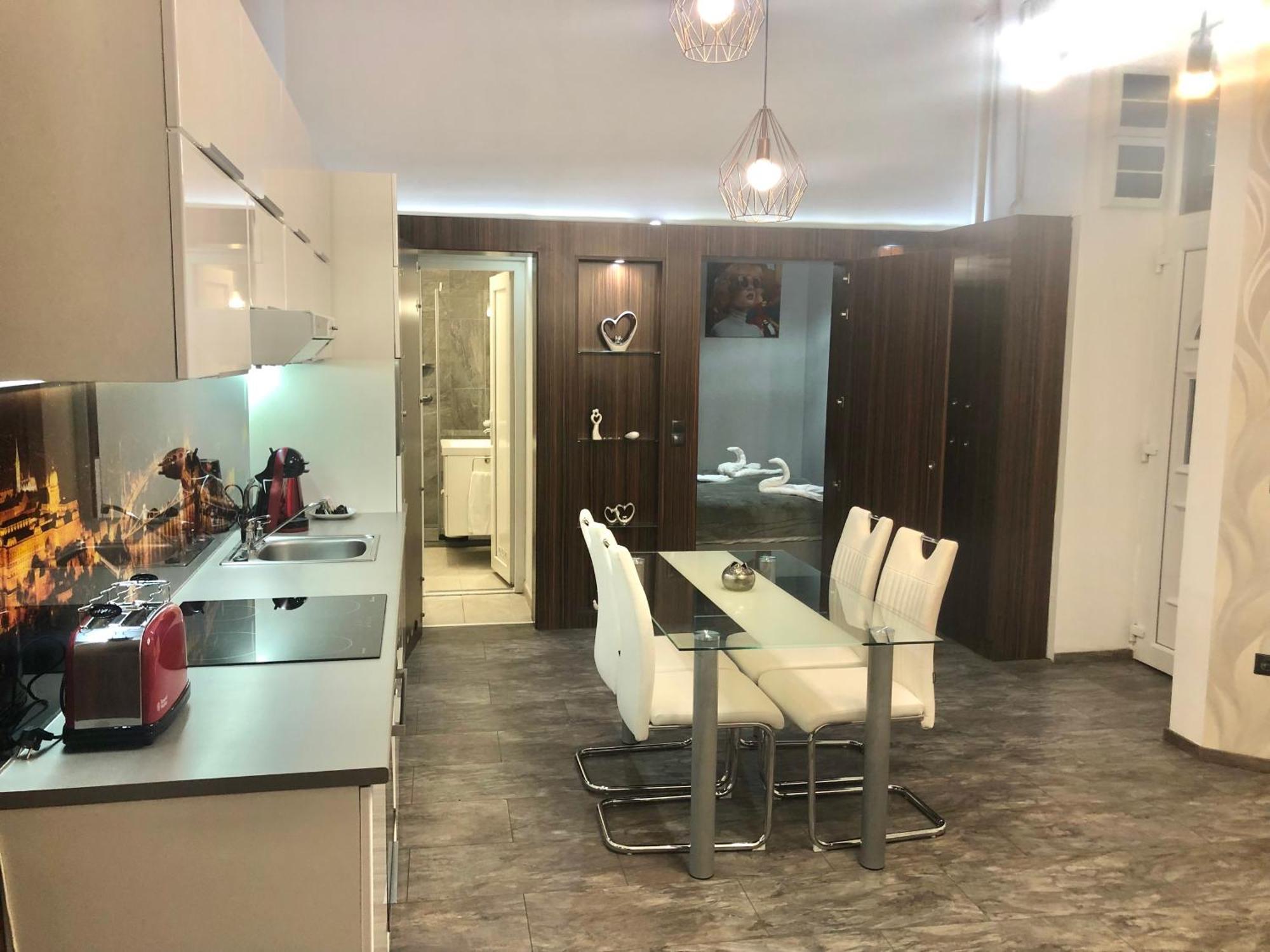 Dohany Apartment Deluxe Boedapest Buitenkant foto
